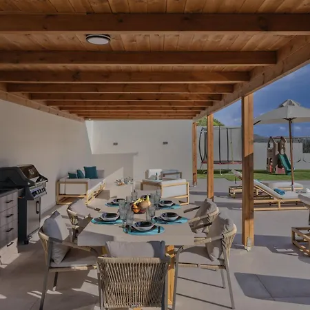 Elysian 2 With Private Pool * Roumelí
